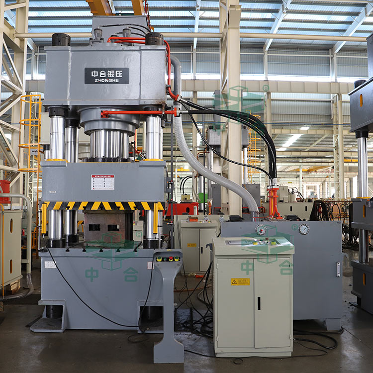 630噸四柱液壓機.jpg 630噸四柱液壓機.jpg