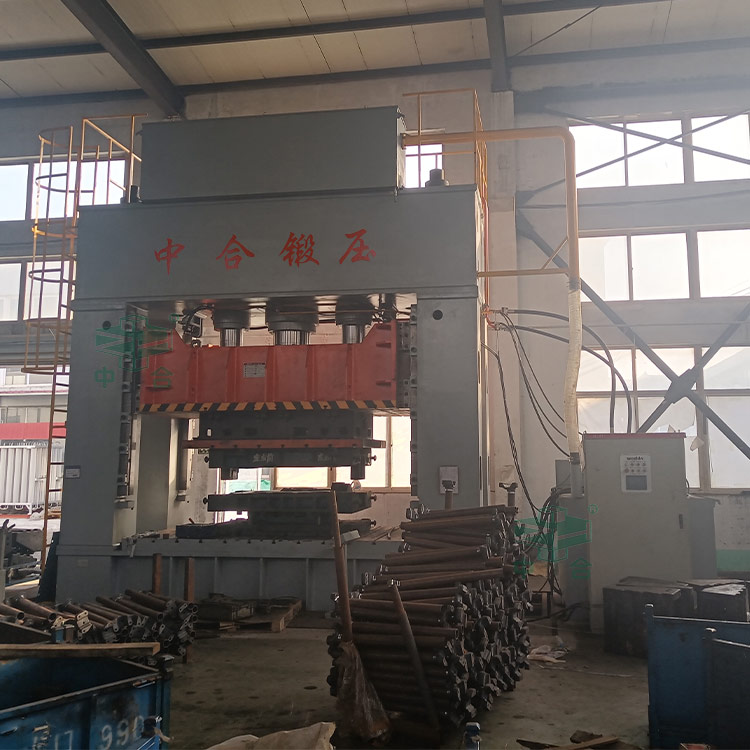 1000噸汽車配件液壓機.jpg 1000噸汽車配件液壓機.jpg