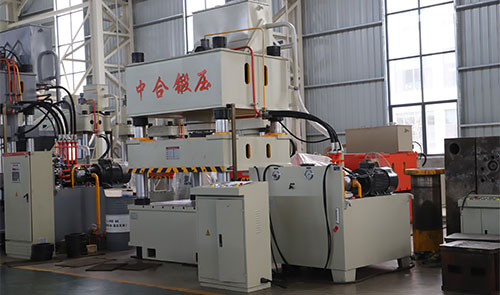 500噸四柱液壓機（沖壓、拉伸、模壓）