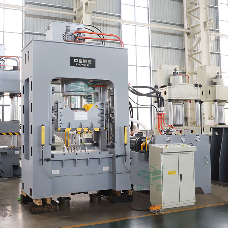 315噸框架式薄板拉伸液壓機(jī).jpg 315噸框架式薄板拉伸液壓機(jī).jpg