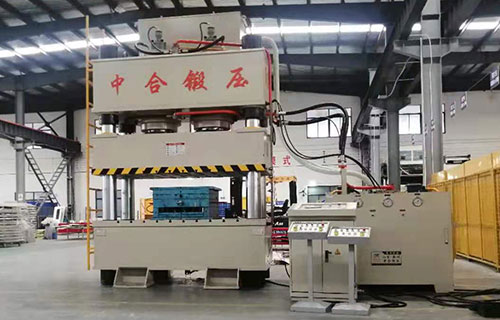 800噸四柱液壓機的技術參數詳解