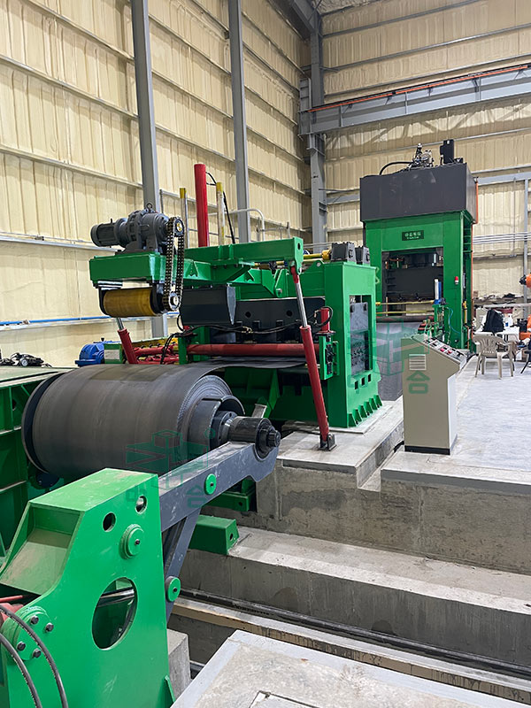 1000噸海洋浮標(biāo)沖壓生產(chǎn)線.jpg 1000噸海洋浮標(biāo)沖壓生產(chǎn)線.jpg