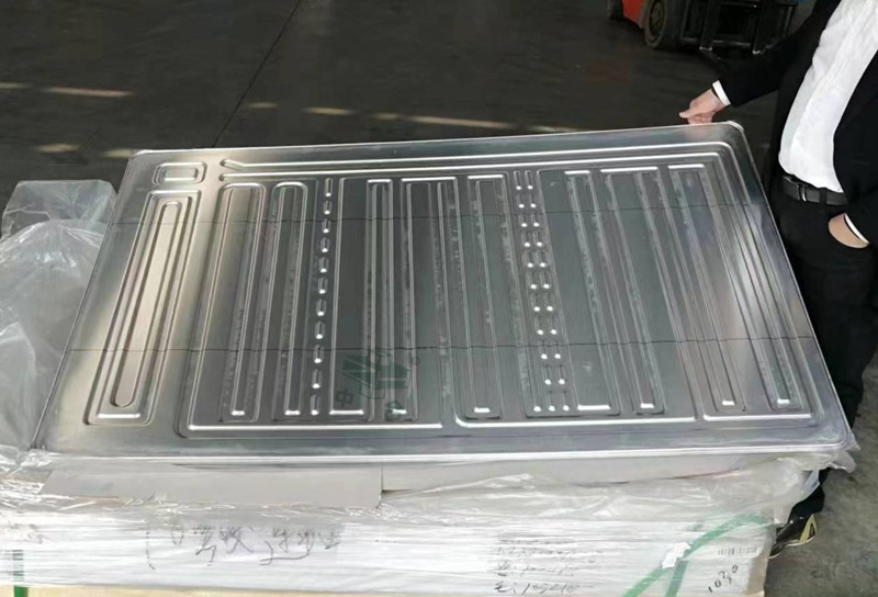 2500噸鋼木門成型液壓機_鐵門壓花成型設備(圖1) 2500噸鋼木門成型液壓機_鐵門壓花成型設備(圖1)