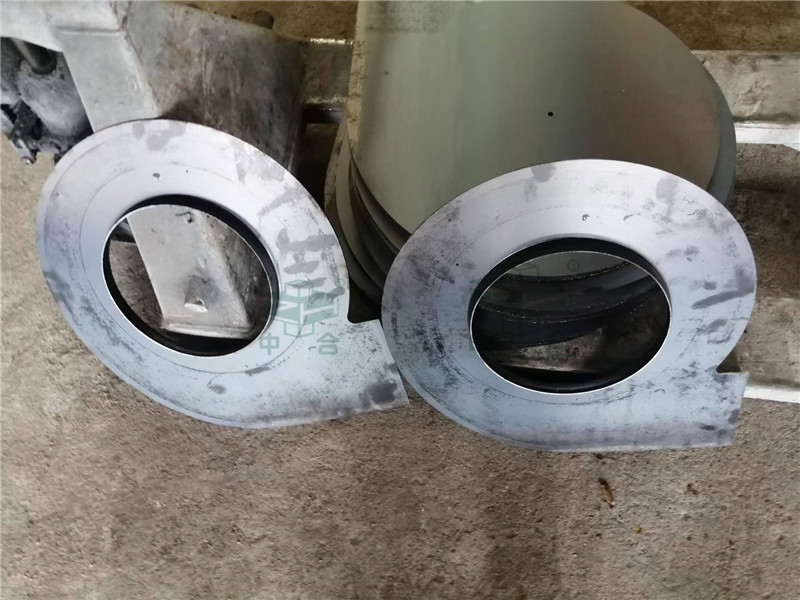 農(nóng)機(jī)配件生產(chǎn)設(shè)備-630噸四柱液壓機(jī)(圖3) 農(nóng)機(jī)配件生產(chǎn)設(shè)備-630噸四柱液壓機(jī)(圖3)