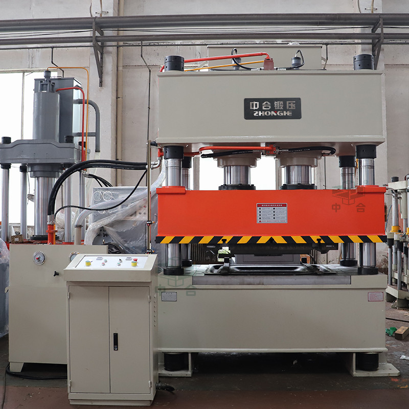 火車門板整形修復(fù)液壓機(jī)-鋼板壓平設(shè)備(圖1) 火車門板整形修復(fù)液壓機(jī)-鋼板壓平設(shè)備(圖1)